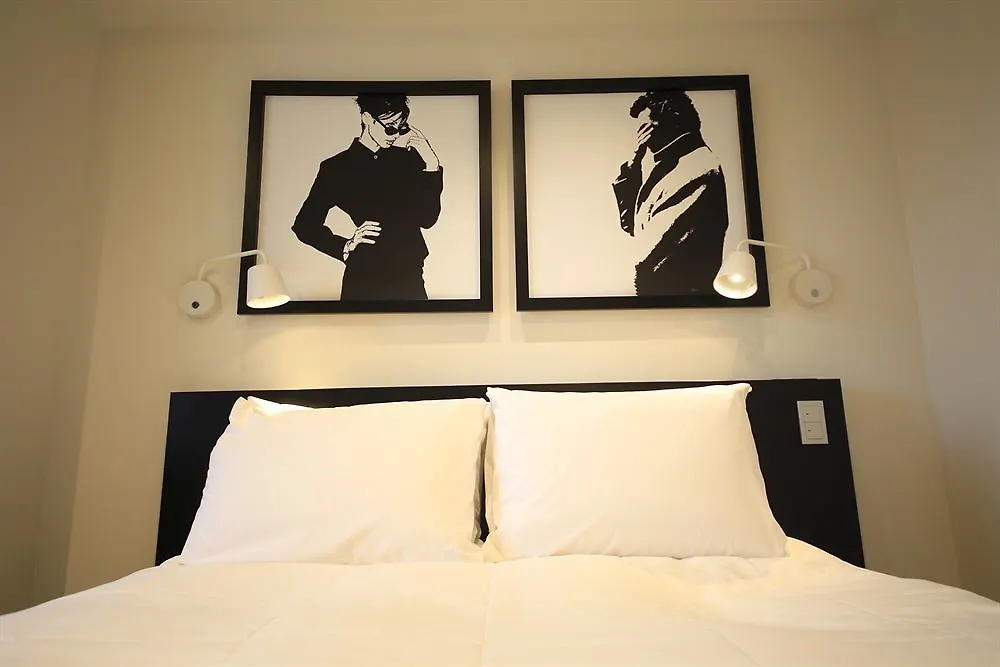 Hotel Plumm Yokohama