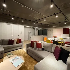 spacious-family-apartment-next-to-peace-park-b.hotelsinhiroshima.com/